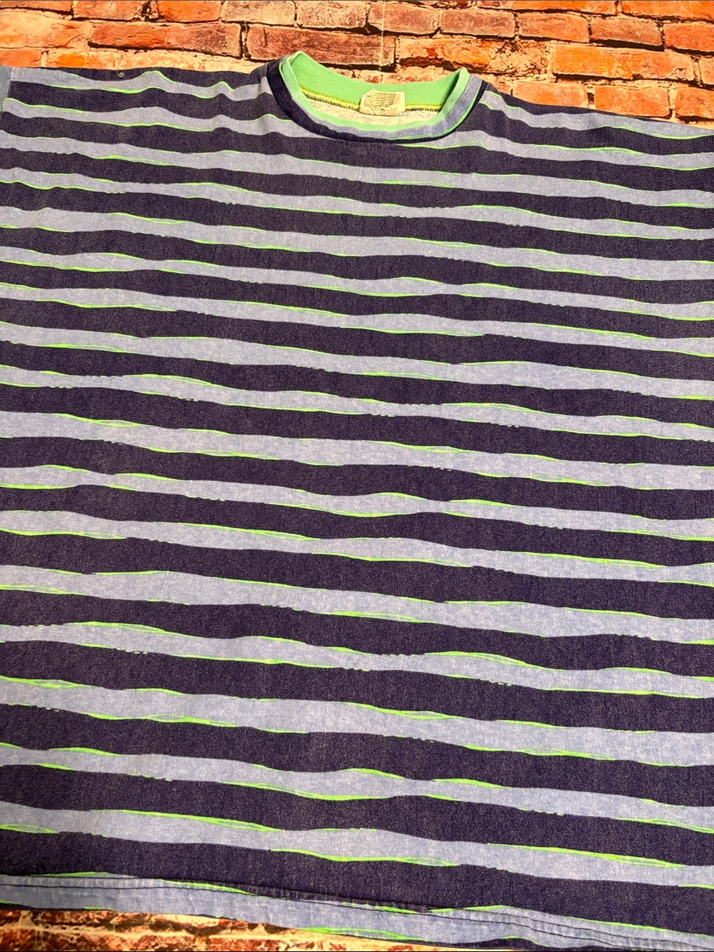 Surfer Shirt - Picture 4 of 9